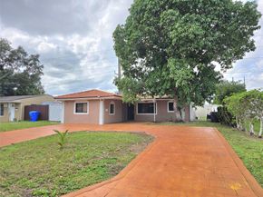 2420 N 59TH Ter, Hollywood FL 33021