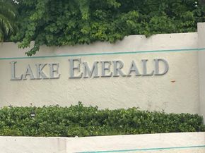 105 Lake Emerald Drive 810, Oakland Park FL 33309