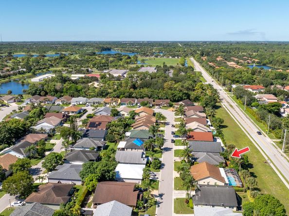 1034 Salmon Isle, Greenacres FL 33413