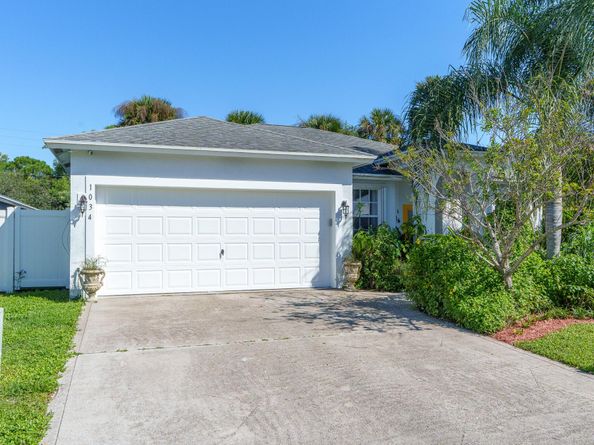 1034 Salmon Isle, Greenacres FL 33413