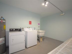 2161 NE 42nd Ct 114, Lighthouse Point FL 33064