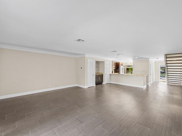 455 Canal Point N 108, Delray Beach FL 33444