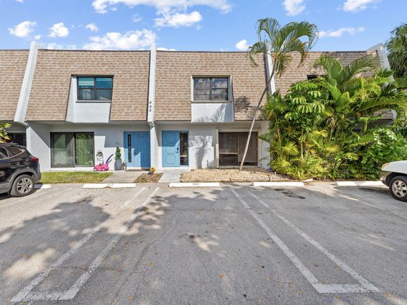 455 Canal Point N 108, Delray Beach FL 33444