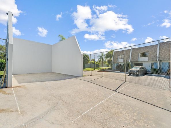 455 Canal Point N 108, Delray Beach FL 33444