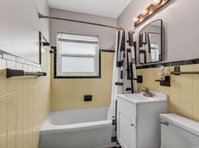 254 NE 22nd Street, Delray Beach FL 33444