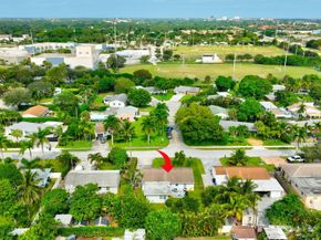 254 NE 22nd Street, Delray Beach FL 33444