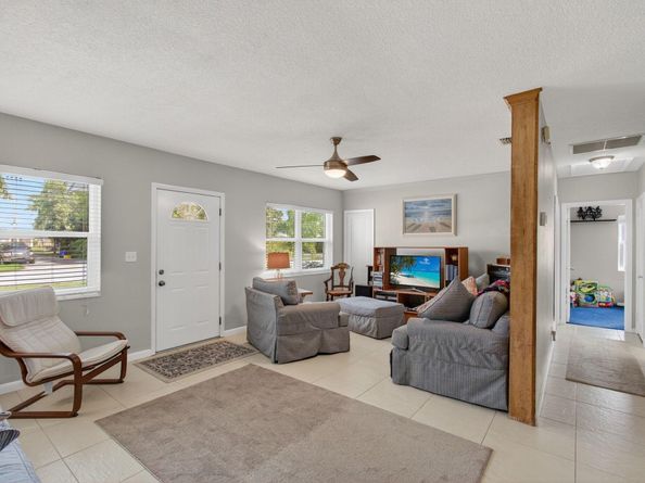 254 NE 22nd Street, Delray Beach FL 33444