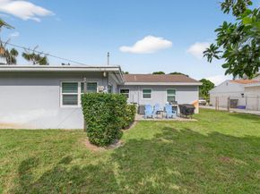 254 NE 22nd Street, Delray Beach FL 33444