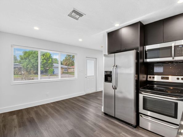 2860 NW 7th Street, Fort Lauderdale FL 33311