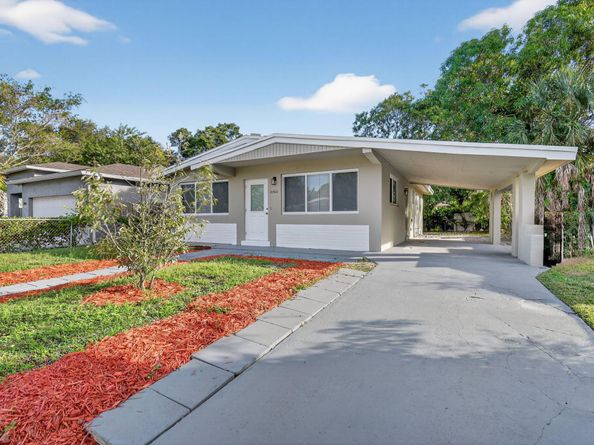2860 NW 7th Street, Fort Lauderdale FL 33311