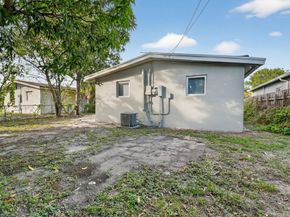 2860 NW 7th Street, Fort Lauderdale FL 33311