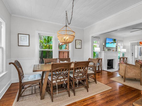 715 Palm Street, West Palm Beach FL 33401