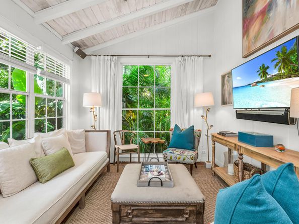 715 Palm Street, West Palm Beach FL 33401