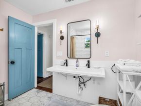 715 Palm Street, West Palm Beach FL 33401