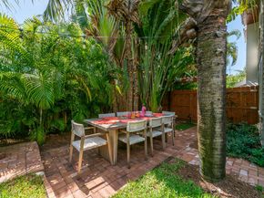 715 Palm Street, West Palm Beach FL 33401