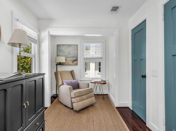 715 Palm Street, West Palm Beach FL 33401