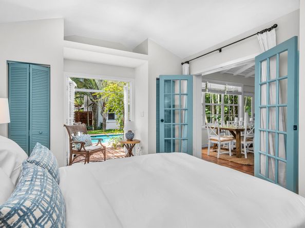 715 Palm Street, West Palm Beach FL 33401