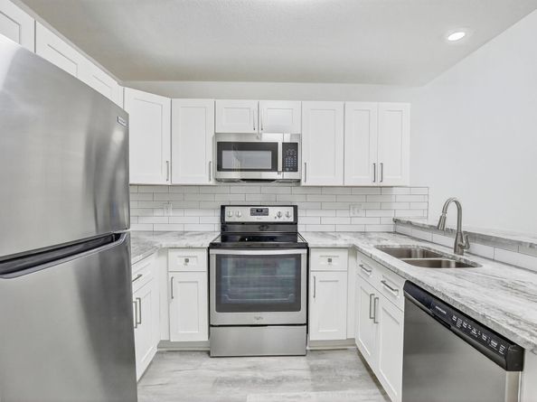 7135 Sportsmans Drive, North Lauderdale FL 33068