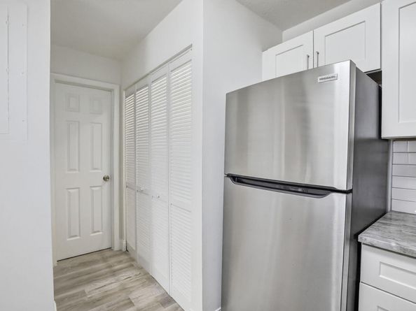 7135 Sportsmans Drive, North Lauderdale FL 33068