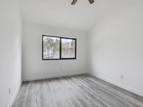 7135 Sportsmans Drive, North Lauderdale FL 33068