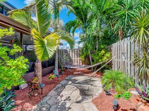 3530 E Gardens East Drive E B, Palm Beach Gardens FL 33410