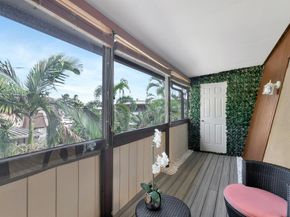 3530 E Gardens East Drive E B, Palm Beach Gardens FL 33410