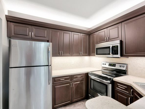 3530 E Gardens East Drive E B, Palm Beach Gardens FL 33410