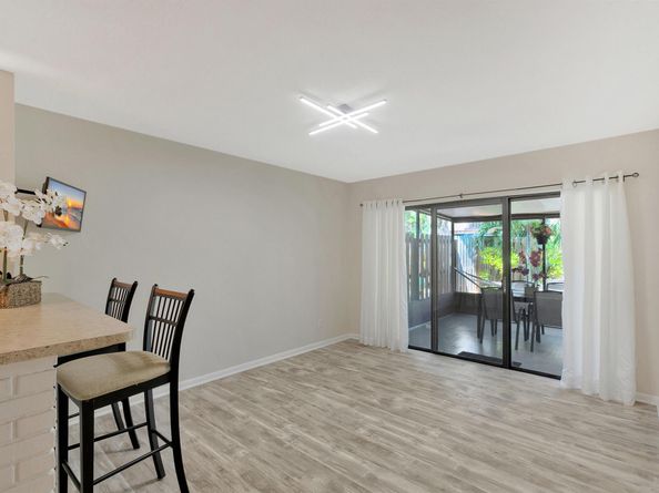 3530 E Gardens East Drive E B, Palm Beach Gardens FL 33410