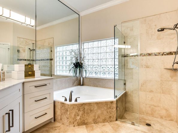 1271 NW 102nd Way, Coral Springs FL 33071