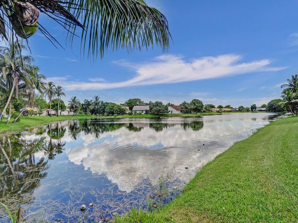 9610 Dunhill Drive, Miramar FL 33025