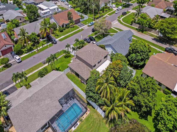 9610 Dunhill Drive, Miramar FL 33025