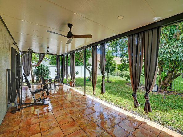 9610 Dunhill Drive, Miramar FL 33025