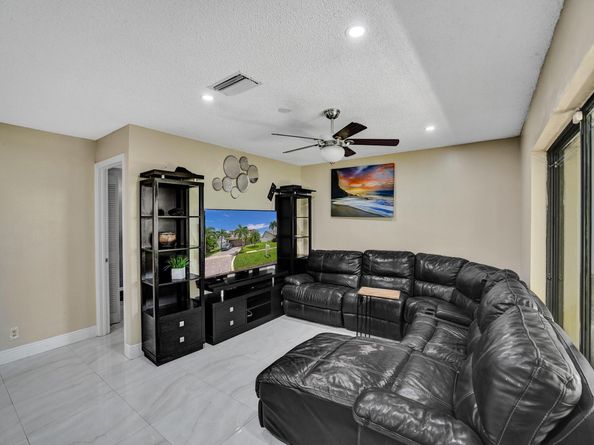 9610 Dunhill Drive, Miramar FL 33025