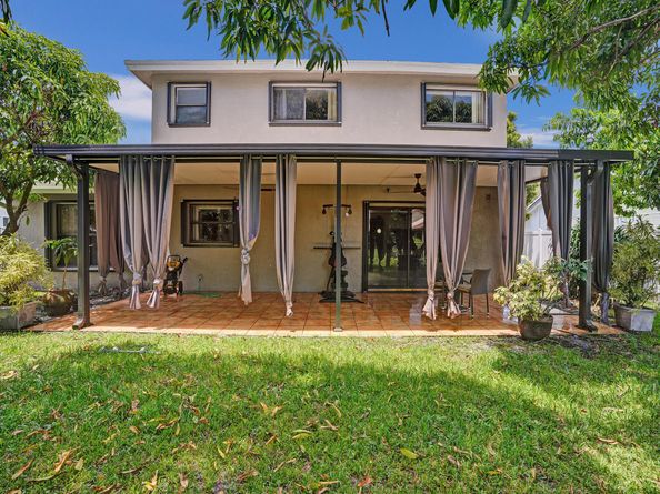 9610 Dunhill Drive, Miramar FL 33025