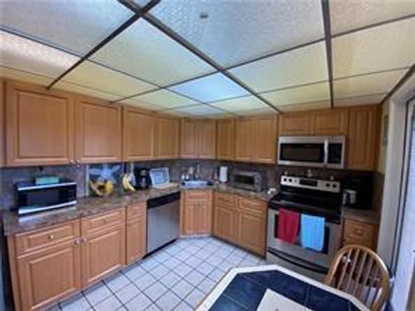 6701 Cypress Rd 207, Plantation FL 33317