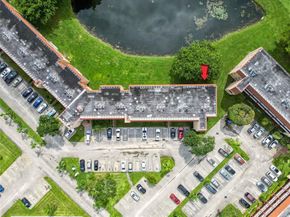 9281 Sunrise Lakes Blvd 212, Sunrise FL 33322