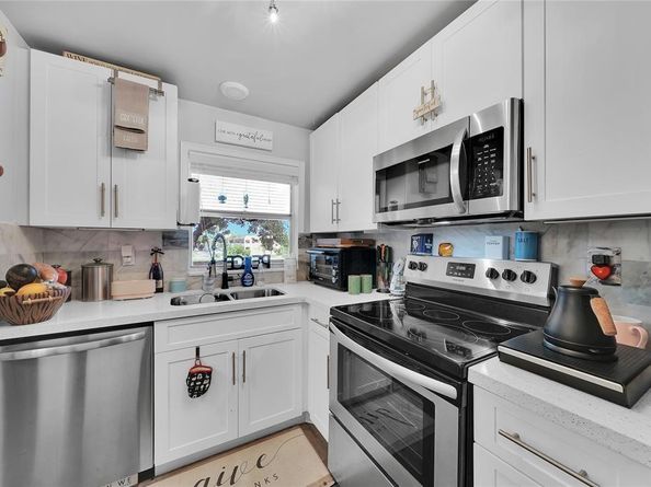 9281 Sunrise Lakes Blvd 212, Sunrise FL 33322