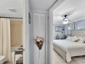 9281 Sunrise Lakes Blvd 212, Sunrise FL 33322