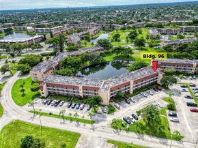 9281 Sunrise Lakes Blvd 212, Sunrise FL 33322