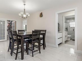 10215 NW 80th Dr, Tamarac FL 33321