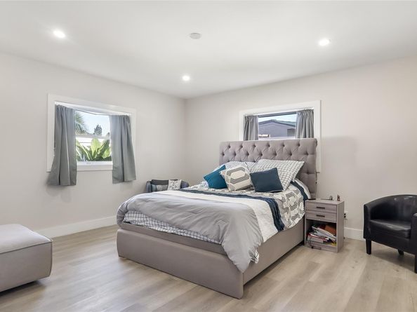 10215 NW 80th Dr, Tamarac FL 33321