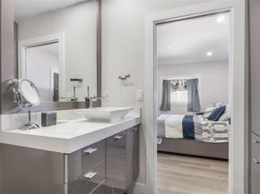 10215 NW 80th Dr, Tamarac FL 33321