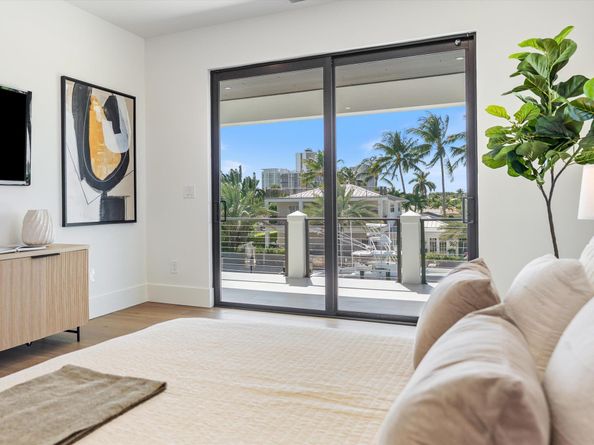 1211 Gulfstream Way, Singer Island FL 33404