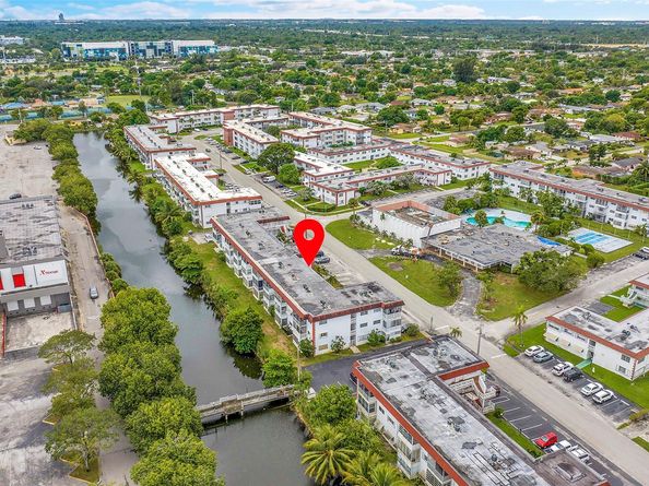 1330 NW 43rd Ave 104, Lauderhill FL 33313