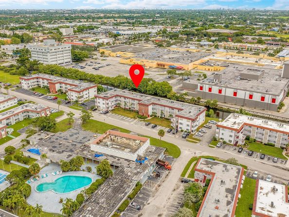 1330 NW 43rd Ave 104, Lauderhill FL 33313