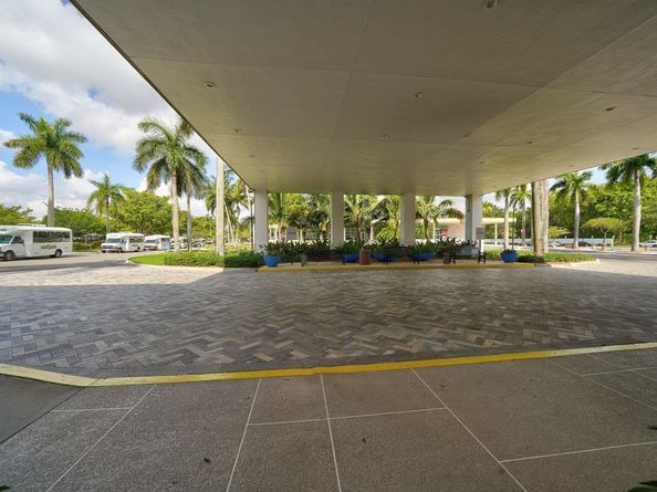 7445 Fairfax Dr 209, Fort Lauderdale FL 33321