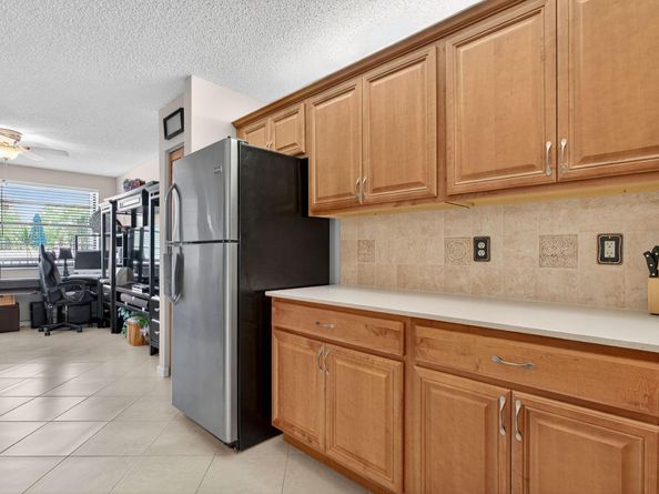 7445 Fairfax Dr 209, Fort Lauderdale FL 33321