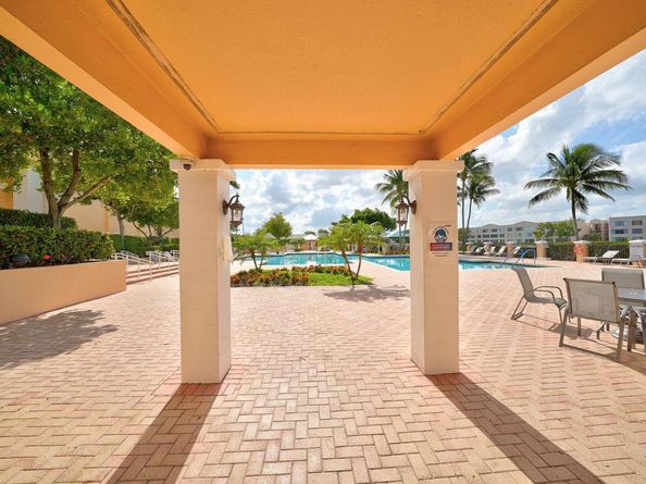 7445 Fairfax Dr 209, Fort Lauderdale FL 33321