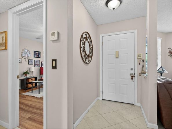 7445 Fairfax Dr 209, Fort Lauderdale FL 33321