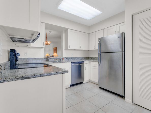 7192 Huntington Lane 407, Delray Beach FL 33446